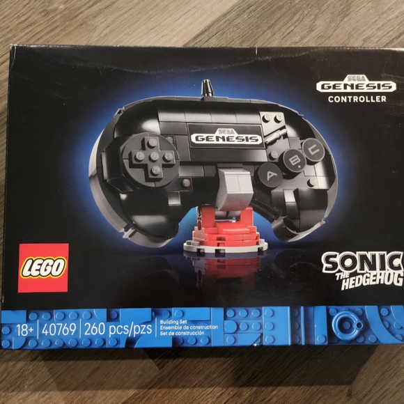 LEGO SEGA Genesis Controller Set - Black and Red - Picture 2 of 3